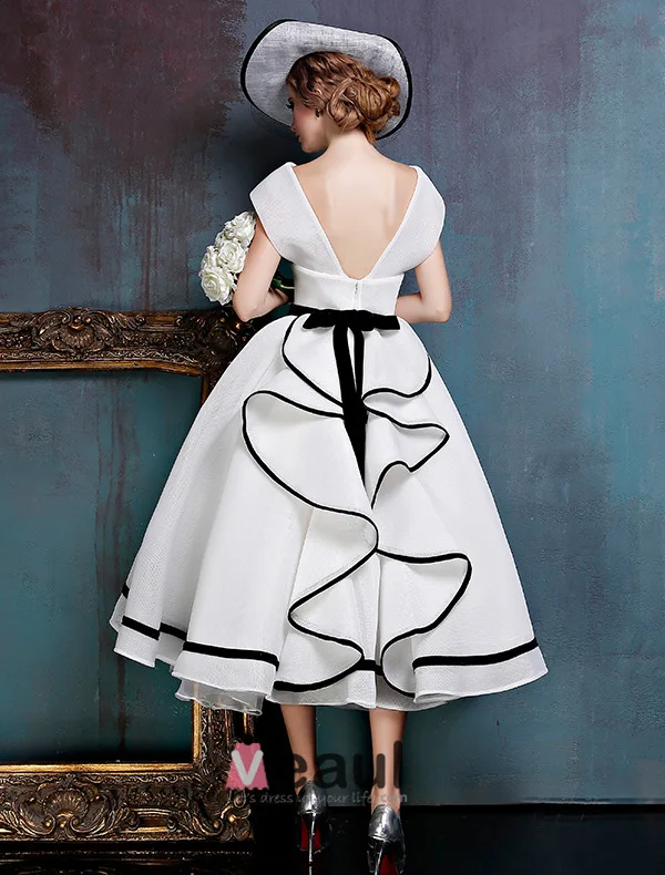 Millésime Simple Robe De Bal Blanc V-cou Backless Robe De Soirée Avec Un Noeud Guillotine