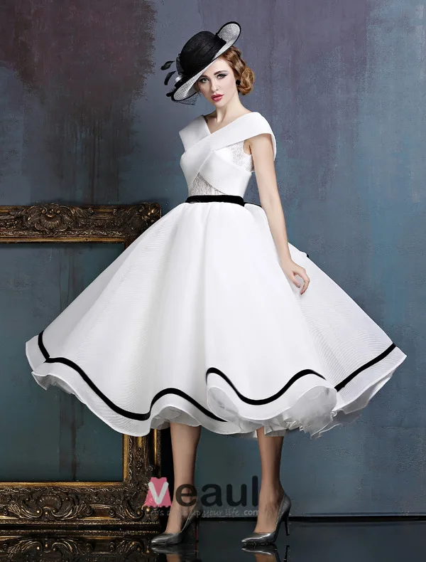 Millésime Simple Robe De Bal Blanc V-cou Backless Robe De Soirée Avec Un Noeud Guillotine