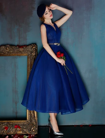 Elegant Royal Blue Homecoming Dress V Neck Tulle Graduation Dress With Metal Sash