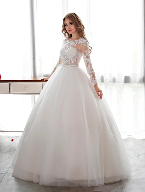 Elegant Lace Wedding Dress Scoop Neckline Pierced Bridal Ball Gown With Sash
