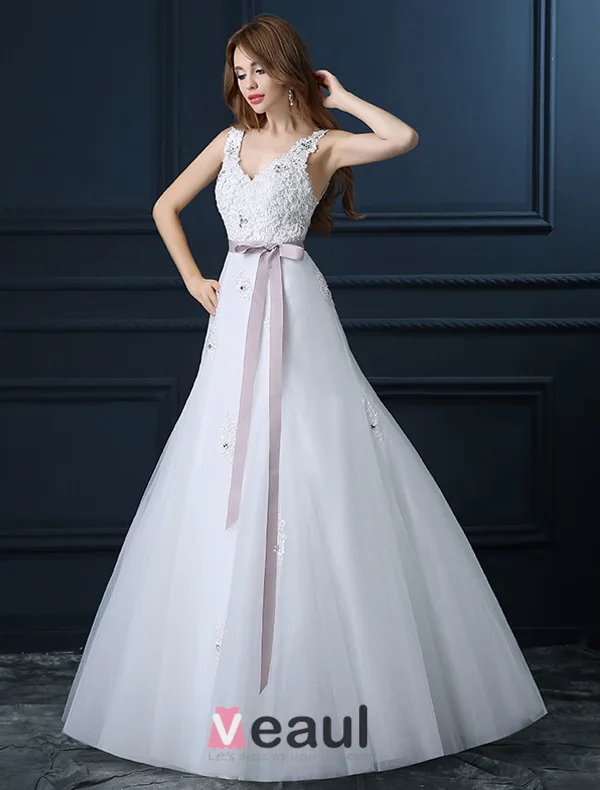 Beautiful A-line V-neck Wedding Dress Applique Lace Bridal Dress With Sash
