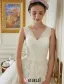 2016 Elegant Lace V-neck Ball Gown Applique Lace Wedding Dress With Rhinestone