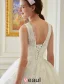 2016 Elegant Lace V-neck Ball Gown Applique Lace Wedding Dress With Rhinestone