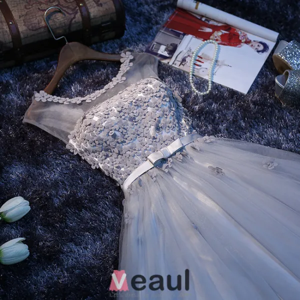Charmante Robe De Soirée Longue Robe De Ceremonie Dos Nu Gris Avec Des Fleurs Pour 2016