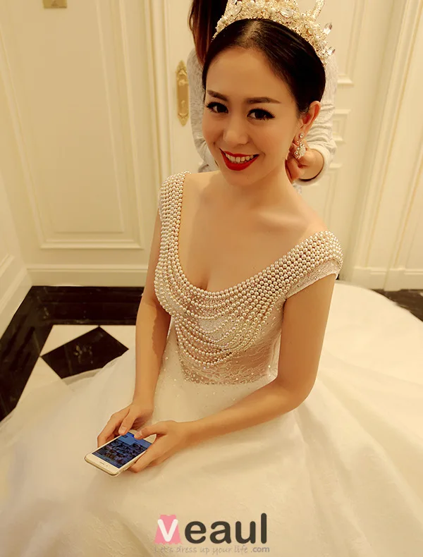 Sexy Baljurk Kralen Parels Hals Backless Bruidsjurk Met Lange Slepende