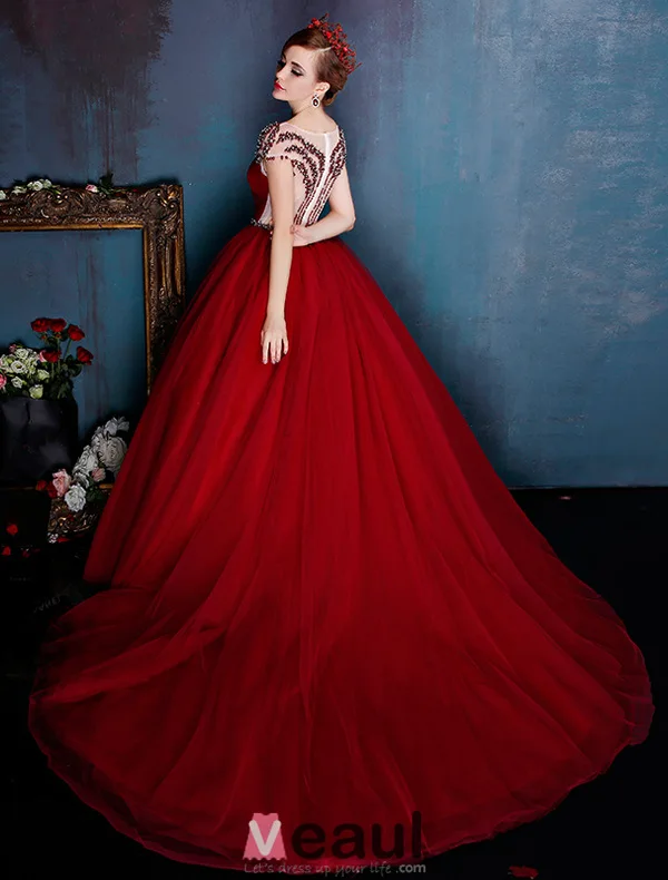 Elegant Scoop Beading Neckline Pleated Burgundy Tulle Prom Dress With Beading Sash