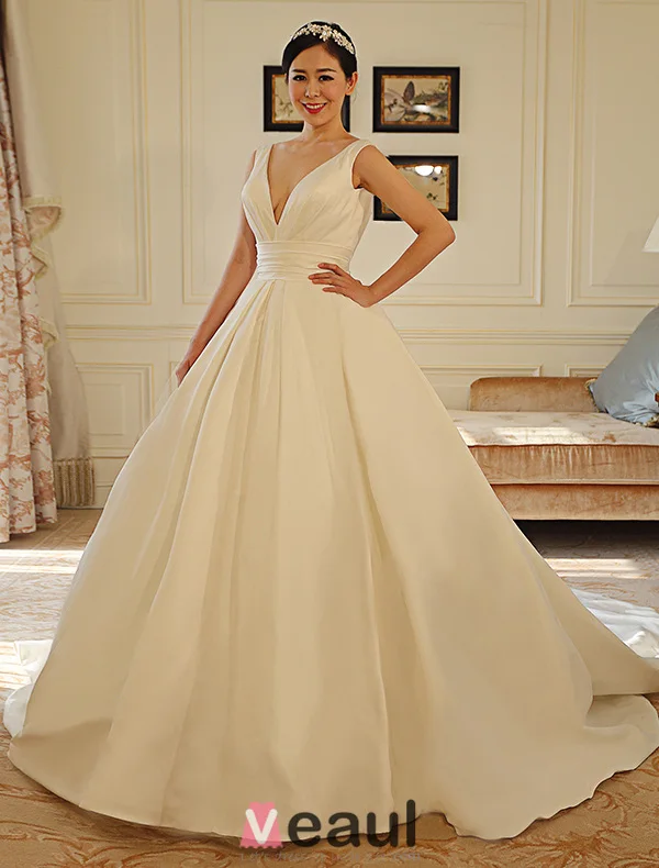 2016 Simples Ondulé Bretelle Profonde Dos Nu V-cou Robe De Mariée En Satin Épais Avec Noeud
