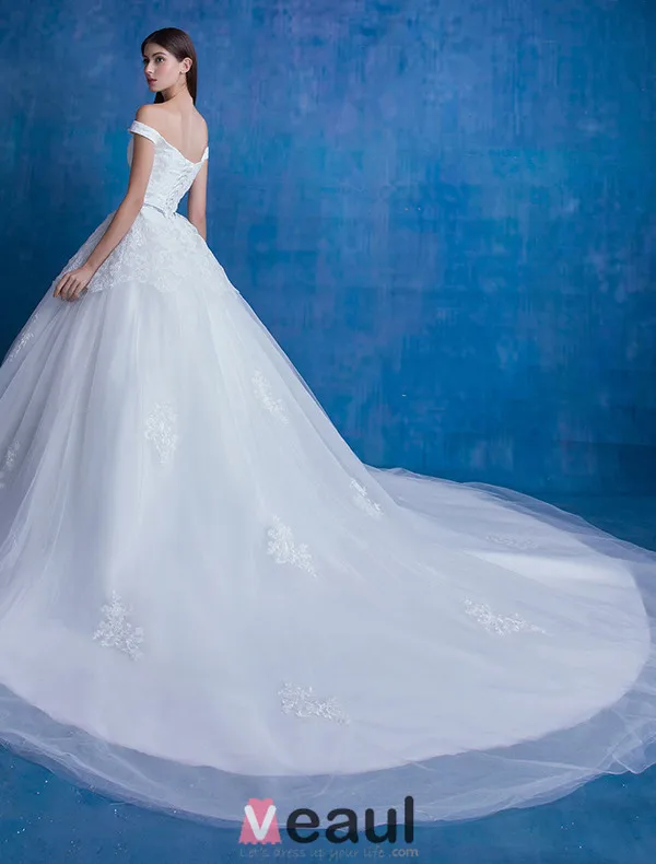 2016 A-line Weg Von Der Schulter Quadratischen Ausschnitt-spitze Organza Brautkleid Mit Langen Schwanzbildung