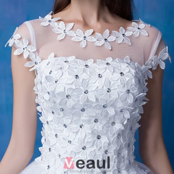 2016 Beautiful Scoop Neckline Short Sleeves Applique Flowers Rhinestone Glitter Organza Wedding Dress