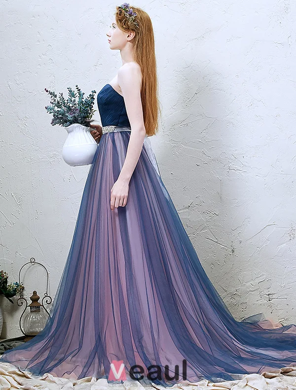 2016 Classic Plissert Kjæreste Halsen Stroppeløs Ryggløse Blå Tyll Lang Ballkjoler Med Rhinestone Sash