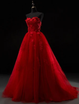 2016 Belle Sweetheart Appliques De Dentelle Épaisse Robe De Mariée En Tulle Rouge Avec Train De Balayage