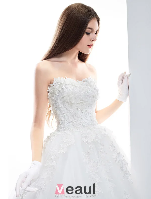 2016 Belle Sweetheart Appliques De Dentelle Épaisse Robe De Mariée En Tulle Rouge Avec Train De Balayage