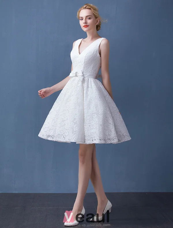 2016 Deep V-neck Backless White Lace Short Wedding Dress With Sash