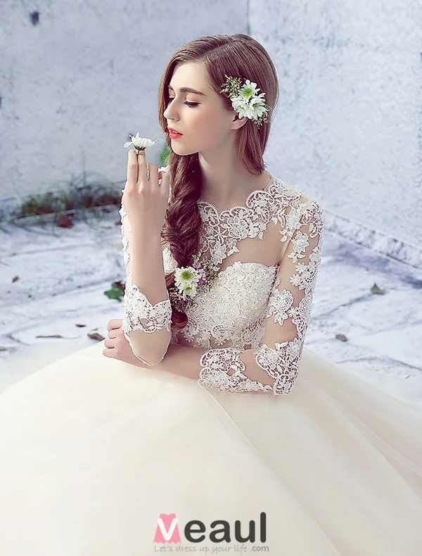 2016 Gorgeous Ball Gown Lace Neckline Pierced Design Backless Champagne Tulle Wedding Dress With Bow Sash