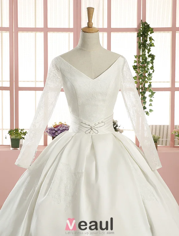 2016 Gorgeous Ball Gown V-neck Long Sleeves Applique Lace Backless White Satin Wedding Dress With 1 M Tailing