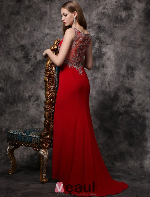 2016 Lyxiga Handgjorda Beading Djup V-ringad Backless Svart Chiffong Aftonklänning