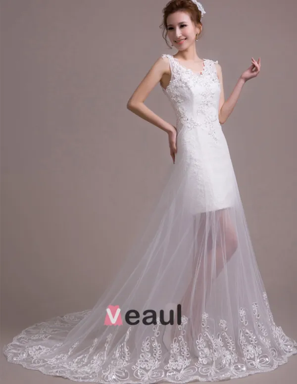 Mariée Epaules Tribunal Train De Sangle Licol V-cou Robe De Mariée En Dentelle Blanche