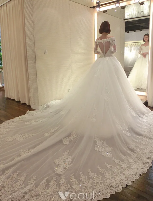 Luxury Bridal Gown 2016 Deep V-neck Lace Sequins Cardioid Backless Wedding Dress With Long Trailing