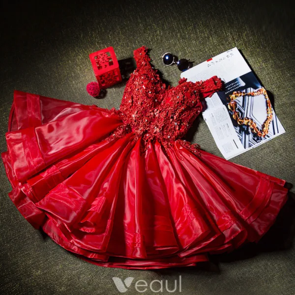 Magnifiques Robes Rouges Du Parti 2016 Applique De Dentelle V-cou Robe De Cocktail Courte En Organza