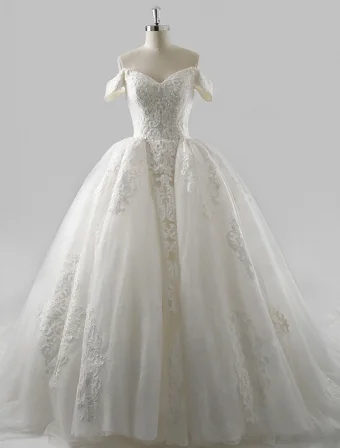 Princess Wedding Dresses 2016 Ball Gown Square Neckline Applique Upscale Lace Sequins Ruffle Tulle Wedding Dress With Long Tailing