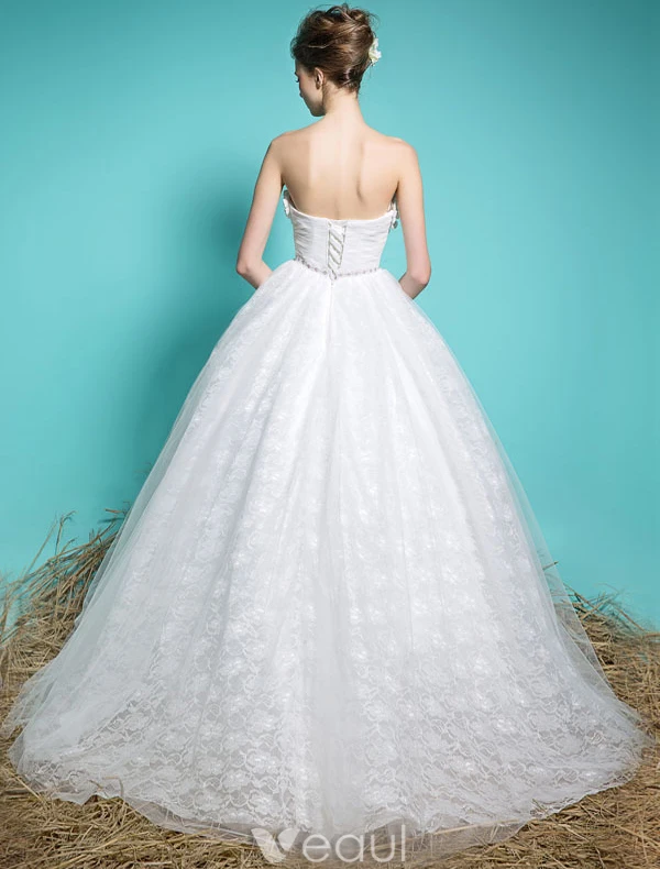 Sweetheart Wedding Dresses 2016 Applique Flowers Beading Ruffle Glitter Lace Ball Gown Wedding Dress With Sash