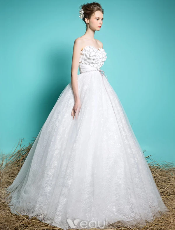 Sweetheart Wedding Dresses 2016 Applique Flowers Beading Ruffle Glitter Lace Ball Gown Wedding Dress With Sash