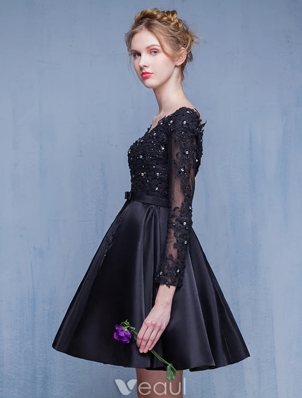 Belles Petites Robes Noires De 2016 Une Ligne V-cou Applique Dentelle Noire Satin Robe De Cocktail Courte Avec Des Manches