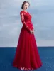 Elegantes Abendkleid 2016 A-line Rundhalsausschnitt -spitze Rüsche Weinrot Tüll Langes Kleid Mit Langen Ärmeln