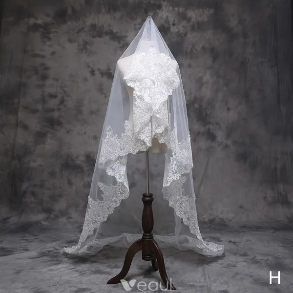 8 Styles Wedding Veils 2016 Beautiful Applique Lace 3 M Train 3 M Tailing Long Bridal Veil