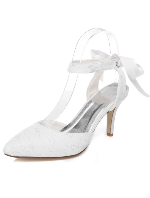 Schöne Bestickte Satin Brautschuhe  Stilettos Weiß Brautsandelholze Mit Knöchelriemen