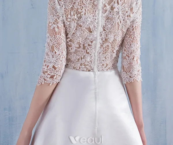 Robes De Mariage De Plage Élégantes 2016 Une Ligne De Dentelle Col Haut Robe De Mariée Avec Le Train Amovible