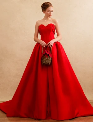 Princess Avondjurken 2016 Lieverd Gegolfde Satijnen Corset Ruglooze Lange Jurk