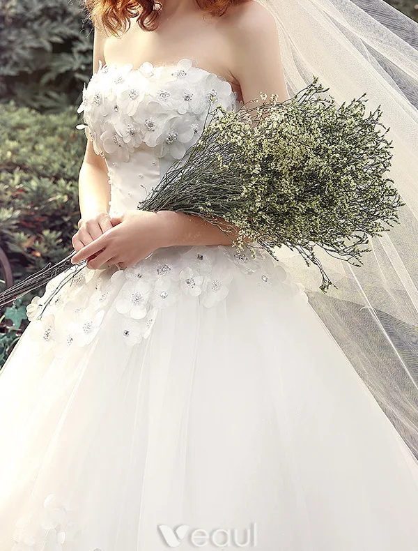 Robe De Mariée Glamour 2016 Robe De Bal Bretelles Appliques Perles Tulle Blanc Robe De Mariée Avec Long Train