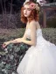 Robe De Mariée Glamour 2016 Robe De Bal Bretelles Appliques Perles Tulle Blanc Robe De Mariée Avec Long Train