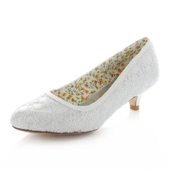 Beautiful Lace Bridal Shoes Kitten Heel White Pumps