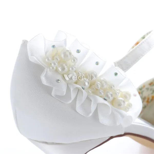 Elegant White Satin Bridal Shoes Stiletto Heels Pumps With Pearl