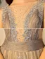 Robe De Bal Élégante Tulle 2017 Robe De Ceremonie Perlée Avec De La Dentelle