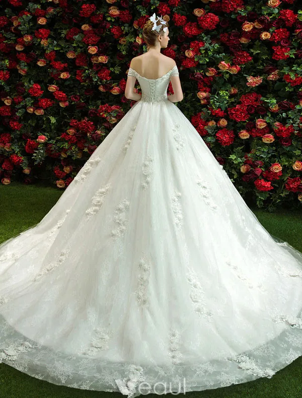 Elegant Wedding Dresses 2017 Off The Shoulder Ruffle Tulle Applique Lace Flowers Bridal Gowns With Train