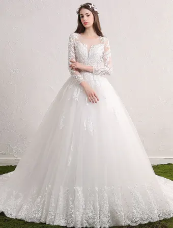 Herrliche Brautkleider 2017 Scoop Ausschnitt Mit Applique Spitze Backless Hochzeitskleider