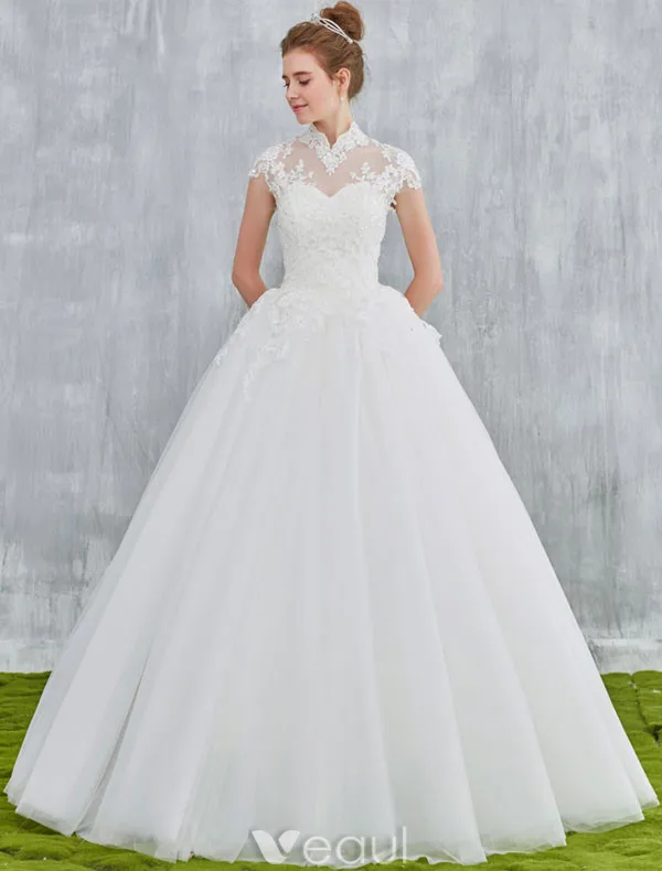 Elegant Wedding Dresses 2017 Vintage Neckline Applique Lace And Sequin White Tulle Bridal Gowns