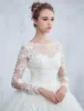 Piękne Suknie Ślubne 2017 Wycięciem Aplikacja Koronkowe Białe Tiulowe Suknie Ślubne