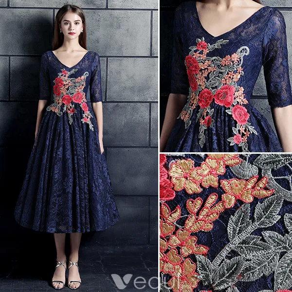 Robe De Soirée Belle 2017 V-cou Applique Roses Fleur Bleu Marine Robe De Dentelle