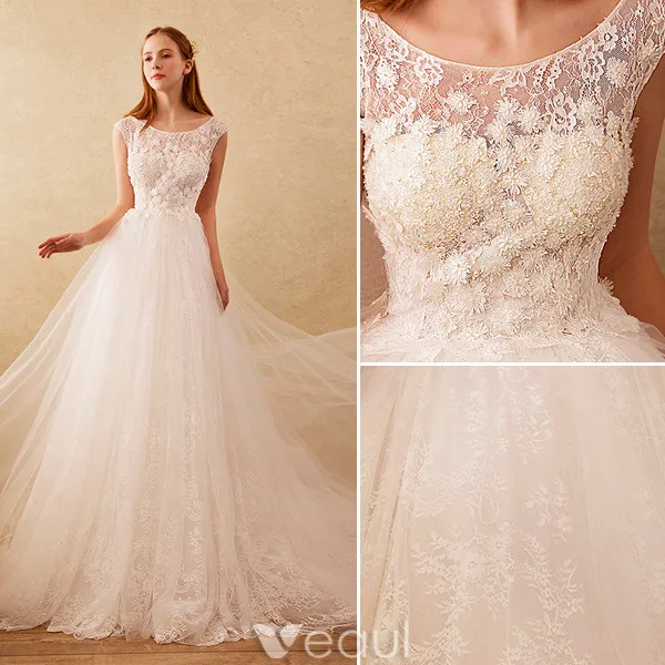 Beautiful A-line Wedding Dresses 2017 Scoop Neckline Beading And Applique Lace Flowers Bridal Gowns