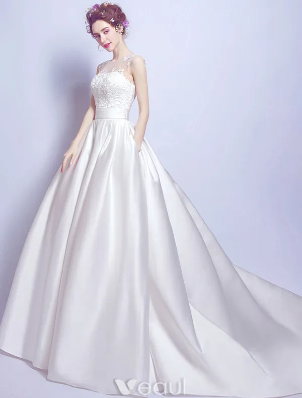 Robe De Mariée Belle 2017 Scoop Décolleté Manches Volants Blanc Satin Robes De Mariée Avec Des Poches
