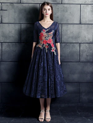 Robe De Soirée Belle 2017 V Cou Applique Roses Fleur Bleu Marine Robe De Dentelle