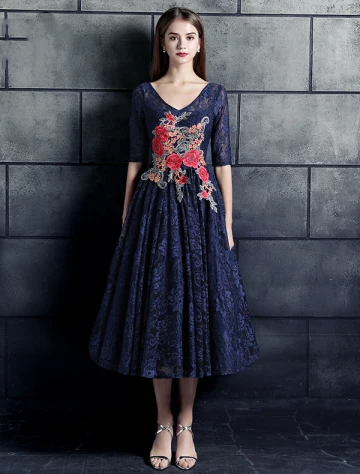 Robe De Soirée Belle 2017 V Cou Applique Roses Fleur Bleu Marine Robe De Dentelle