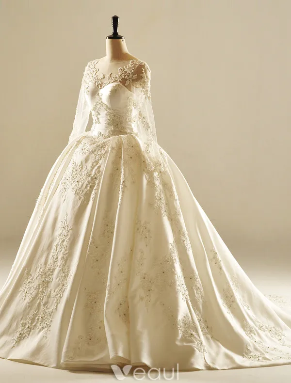 Robe De Mariée De Luxe 2017 Carré Décolleté Applique Dentelle Perles Strass Ruffled Robes De Mariée En Satin Nuptiale (1,1 M De Train)