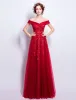 Piękna Długa Suknia Wieczorowa Czerwona Sukienka Tiulowa Off-the-ramię Z Koronką