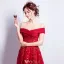 Belle Robe De Soirée Longue Rouge Tulle Sur La Robe De L'épaule Avec Dentelle