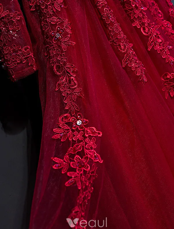 Glamorous Evening Dresses 2017 Scoop Neckline Applique Lace Burgundy Tulle Dress With Long Sleeves